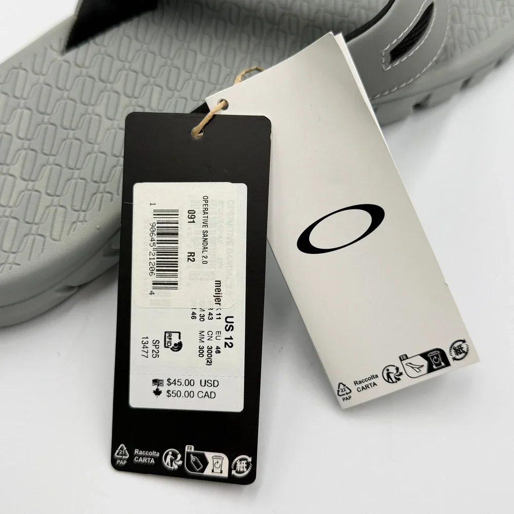 Oakley operative sandal